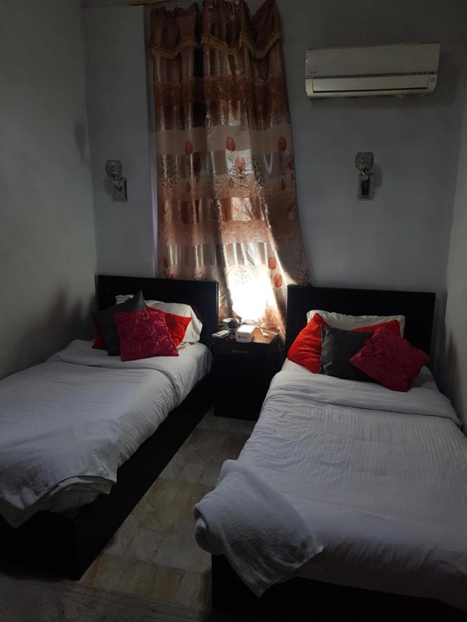 Downtown Mini-hôtel 2*